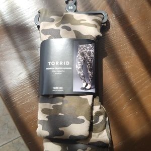 Torrid Premium Printed Leggings- in Runway Camo